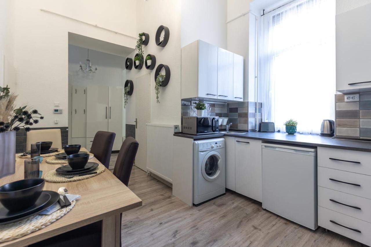 Urban Oasis Apartment Budapeşte Dış mekan fotoğraf